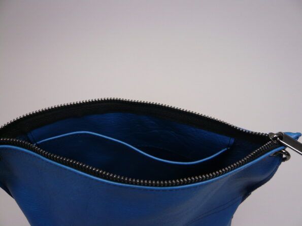 Blauwe schoudertas rundleder