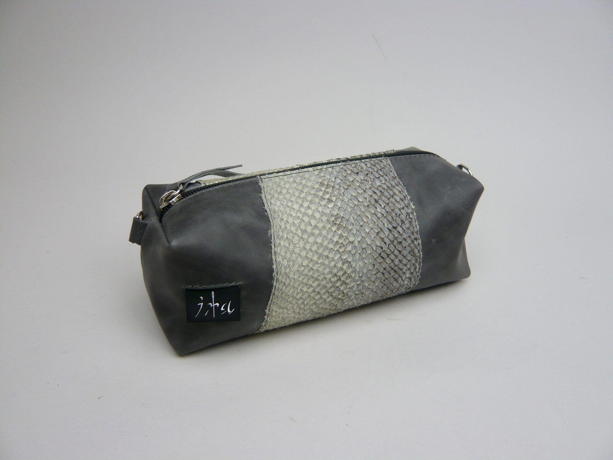Etui zalmleer grijs rundleder Etui zalmleer grijs rundleder