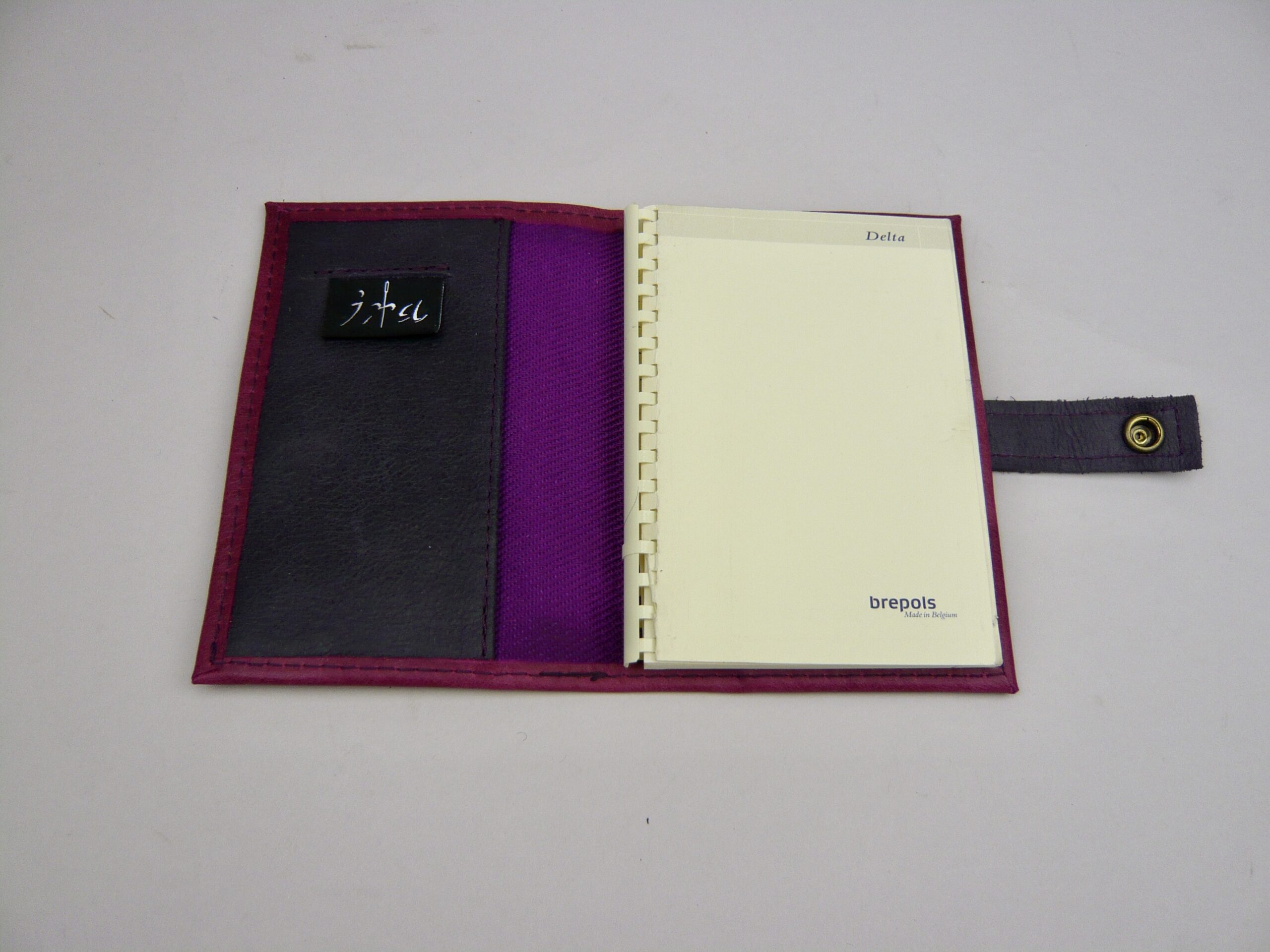 Agendacover fuchsia roze leer Agendacover fuchsia roze leer